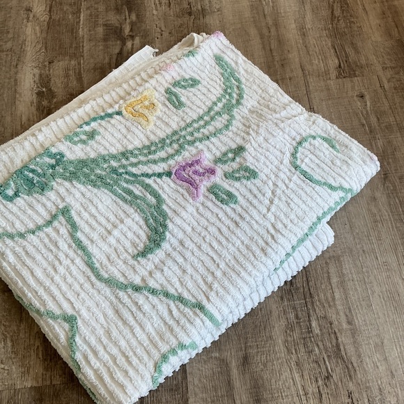 White Chenille Bedspread with Green Scrollwork and Pastel Floral Accents